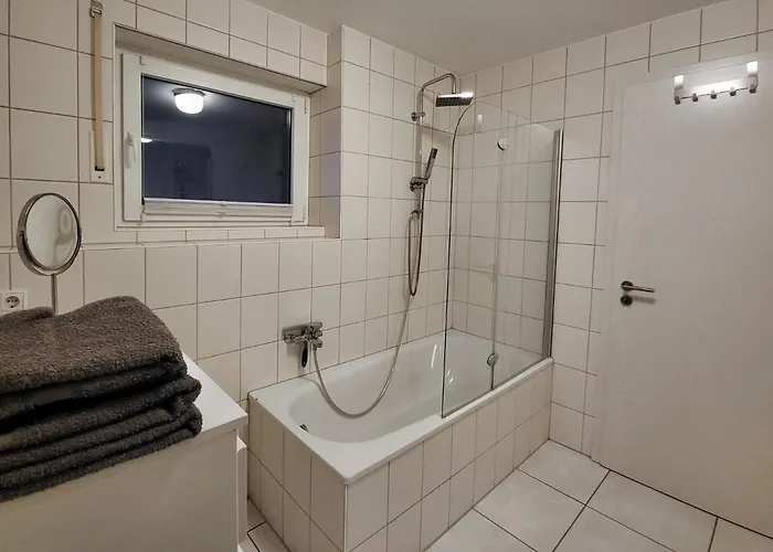 Schoene Und Ruhige Direkt An Der Mosel Koblenc